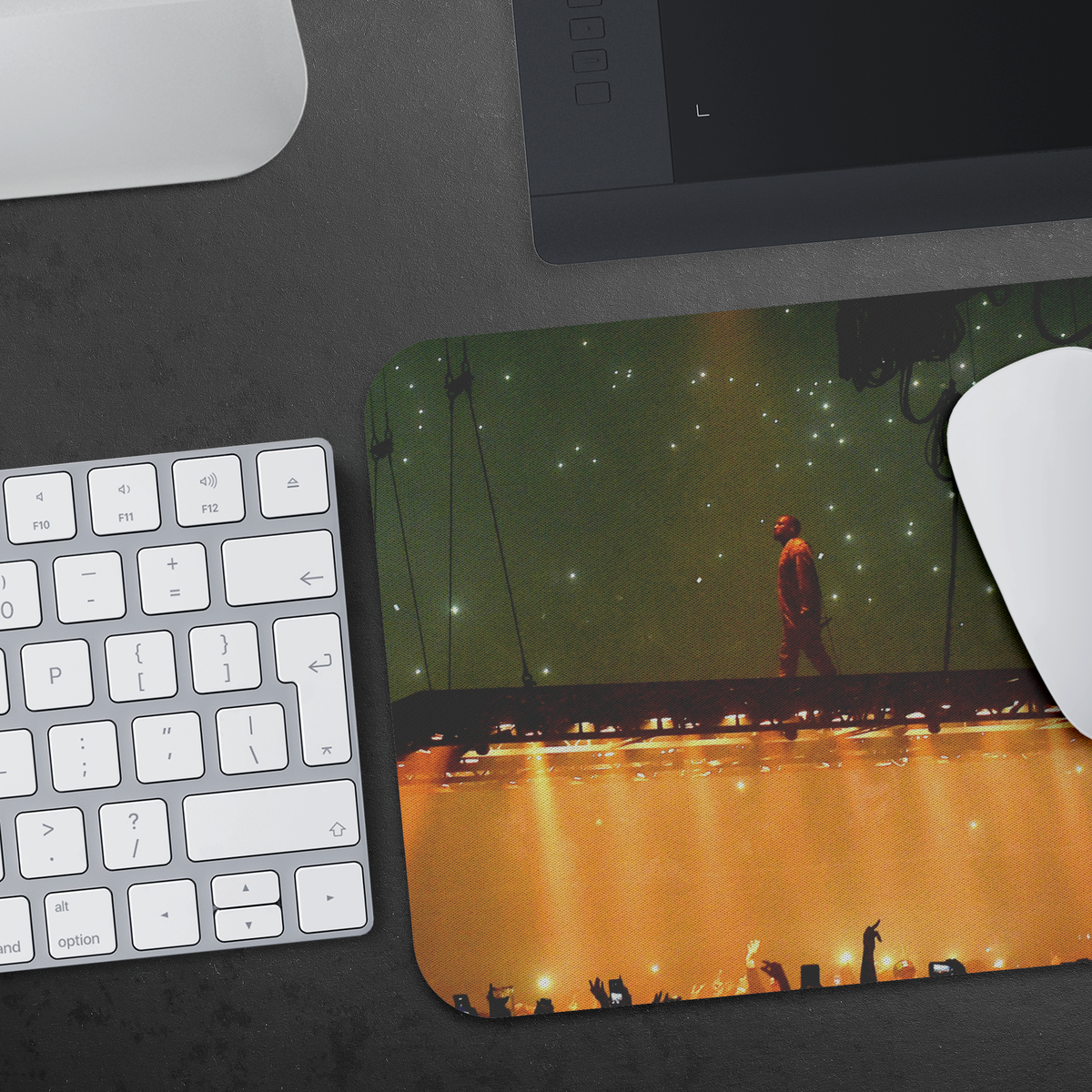 Saint Pablo Tour Mousepad