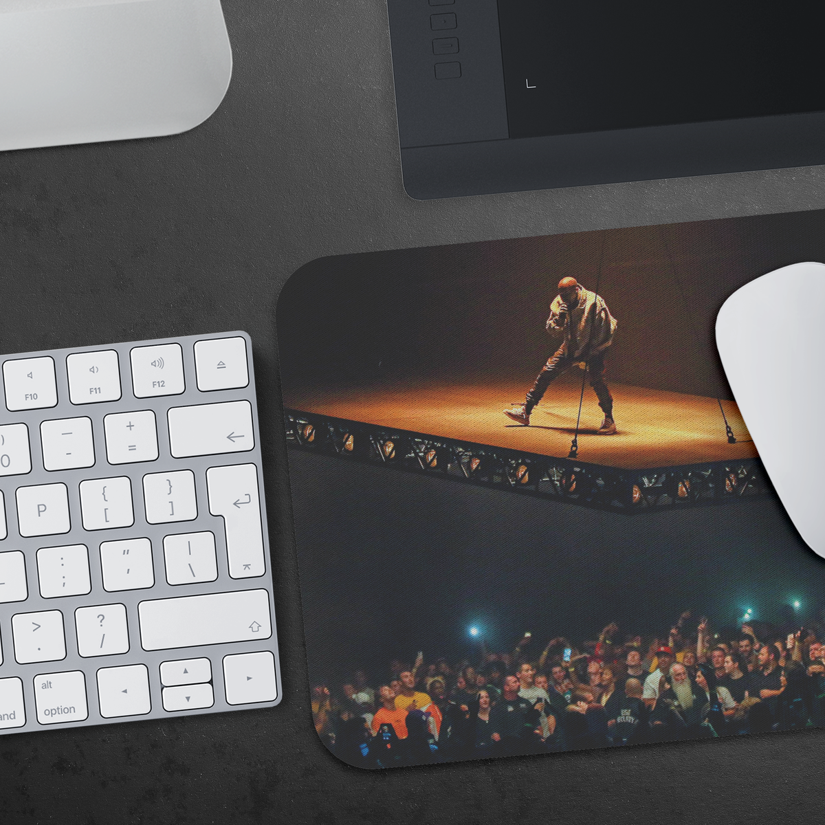 I Feel Like Pablo Mousepad